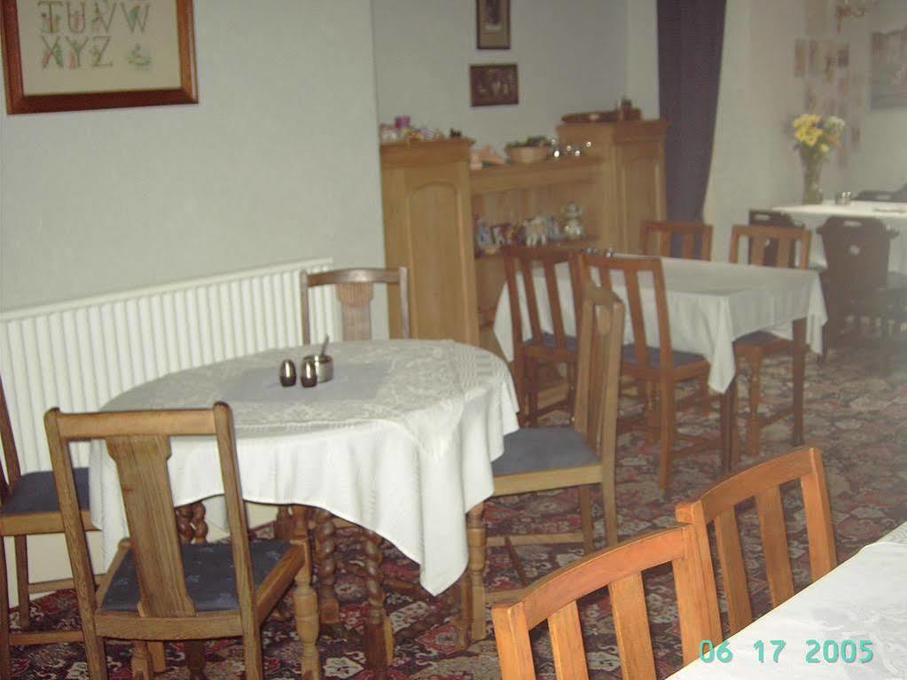 Ash Lodge - Guest House Blackpool Bagian luar foto